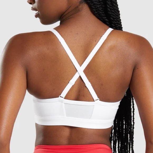 2/$30🌼 Gymshark ruched sportsbra - Picture 2 of 4